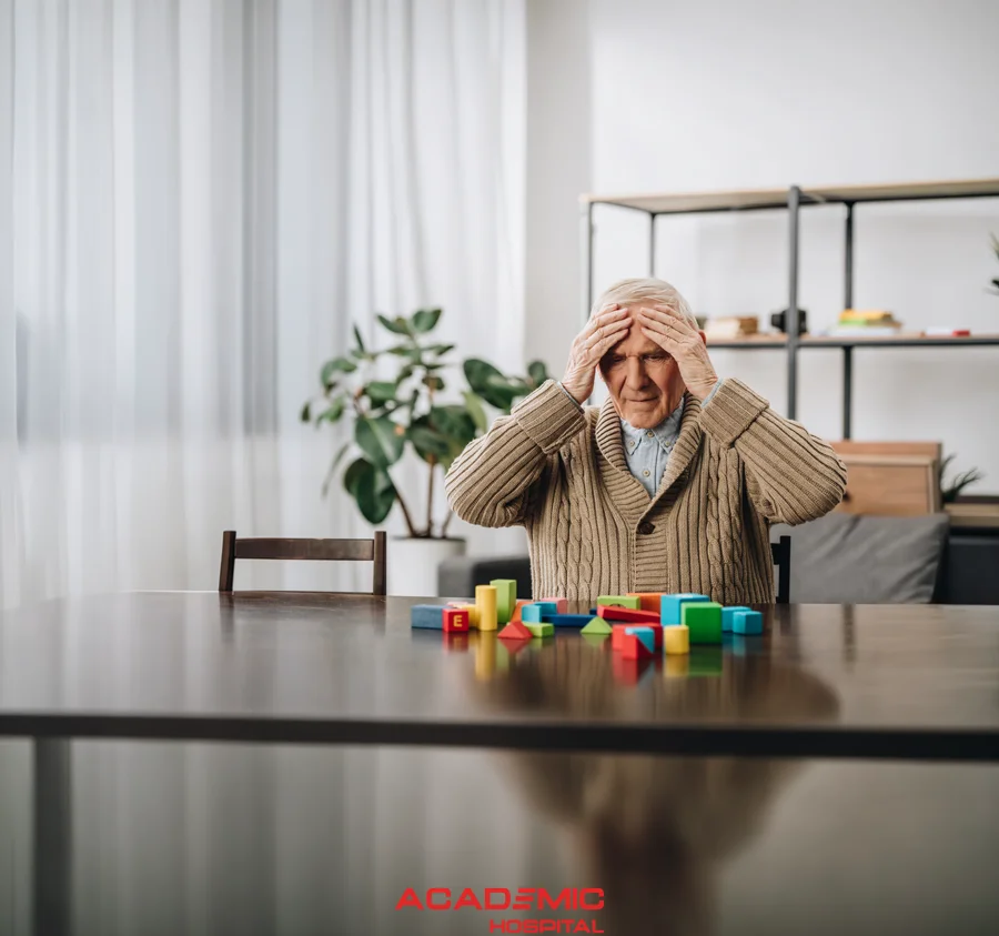 Demans Nedir? Çeşitleri, Evre ve Belirtileri Nelerdir?