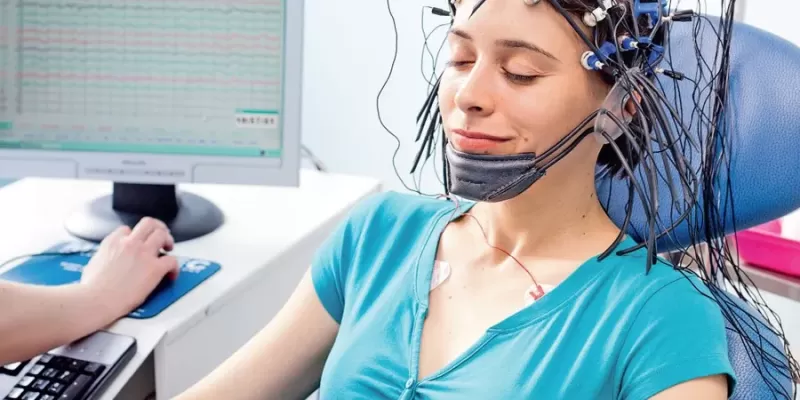 EEG (Elektroensefalografi) nedir? Hangi hasta gruplarına EEG çekilir?